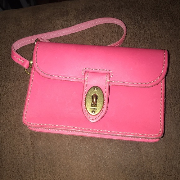Vintage Fossil Genuine Leather Wristlet in Pink - Picture 2 of 11